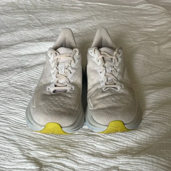 Hoka Clifton - Picture 2 of 5